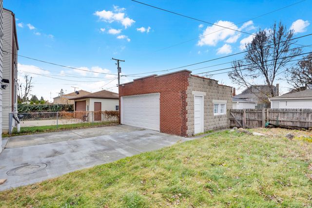 3636 Oak Park Avenue, Berwyn, IL 60402