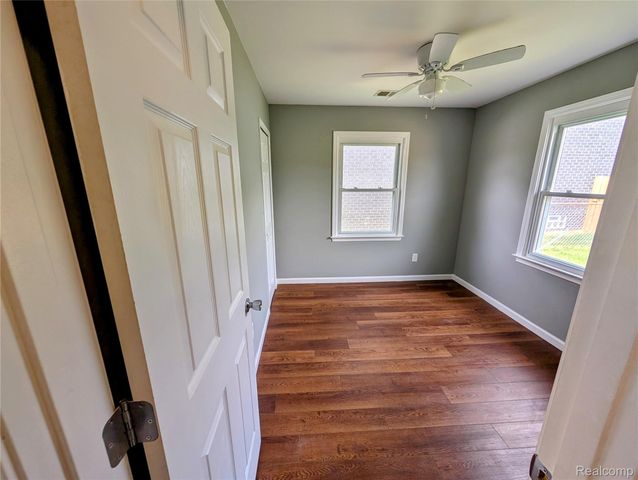 4302 Mandalay Avenue, Royal Oak, MI 48073