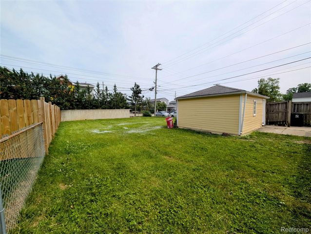 4302 Mandalay Avenue, Royal Oak, MI 48073