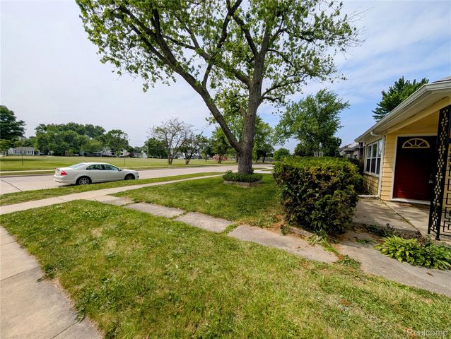 4302 Mandalay Avenue, Royal Oak, MI 48073