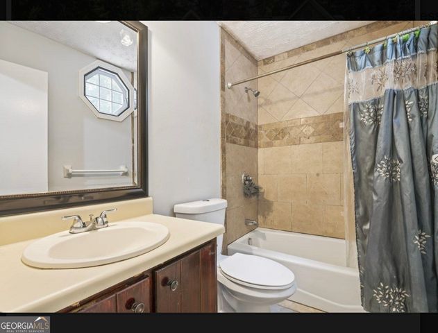 1519 Kon Tiki Lane, Jonesboro, GA 30236