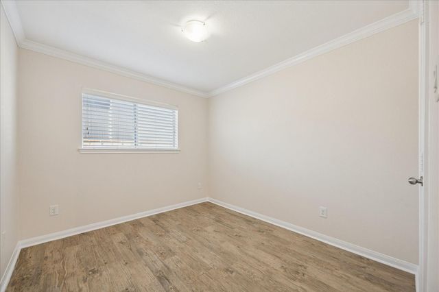 427 W 16th Street 11, Houston, TX 77008