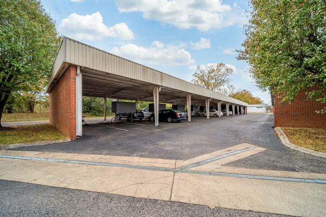 200 Sanders Ferry Rd Apt 2308, Hendersonville, TN 37075