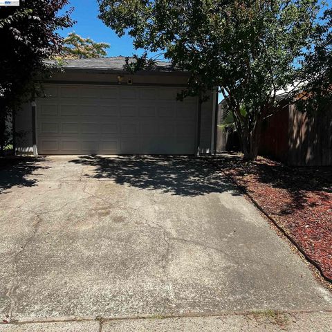 9901 Burline Street, Sacramento, CA 95827