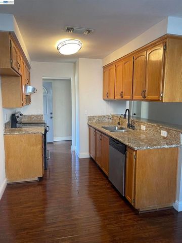 9901 Burline Street, Sacramento, CA 95827