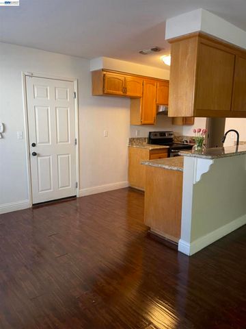 9901 Burline Street, Sacramento, CA 95827