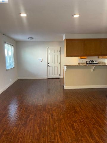 9901 Burline Street, Sacramento, CA 95827