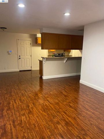 9901 Burline Street, Sacramento, CA 95827