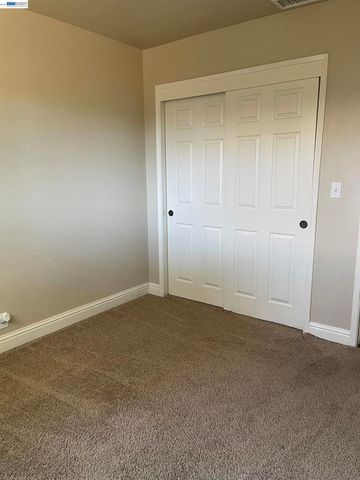 9901 Burline Street, Sacramento, CA 95827