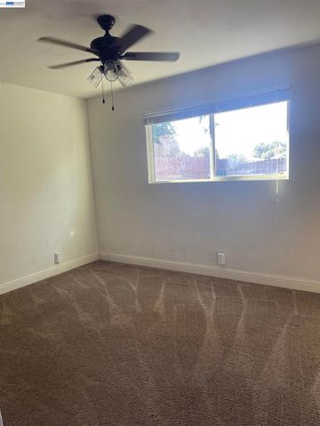 9901 Burline Street, Sacramento, CA 95827