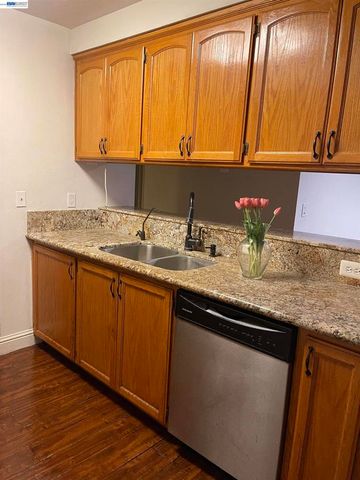 9901 Burline Street, Sacramento, CA 95827