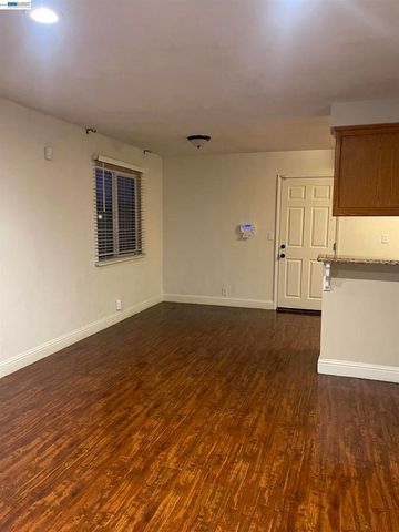 9901 Burline Street, Sacramento, CA 95827