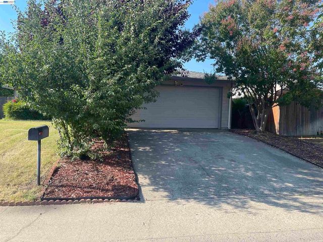 9901 Burline Street, Sacramento, CA 95827