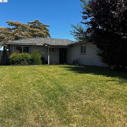 9901 Burline Street, Sacramento, CA 95827
