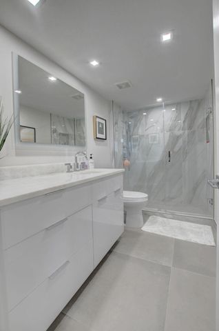 7754 Lakeside Boulevard 441, Boca Raton, FL 33434