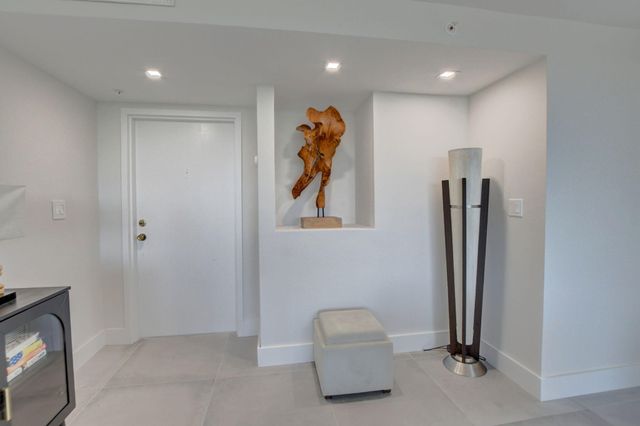 7754 Lakeside Boulevard 441, Boca Raton, FL 33434