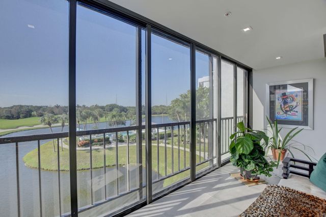 7754 Lakeside Boulevard 441, Boca Raton, FL 33434