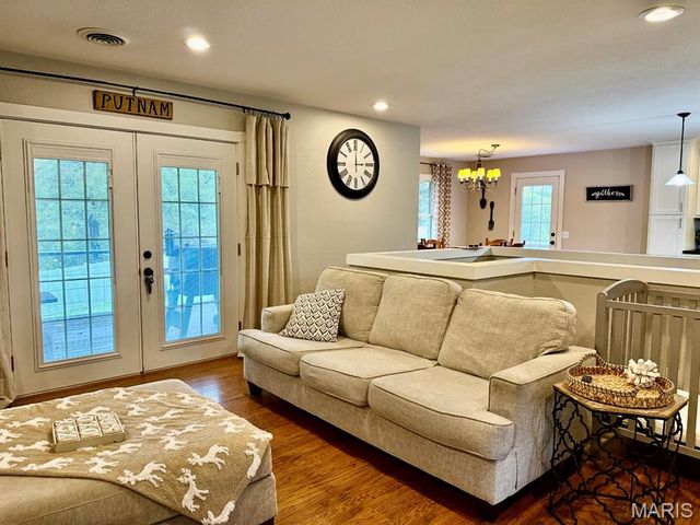 11429 Northview Drive, Dexter, MO 63841