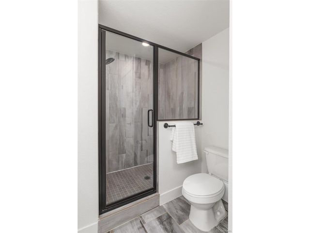 3750 N Vine St, Denver, CO 80205