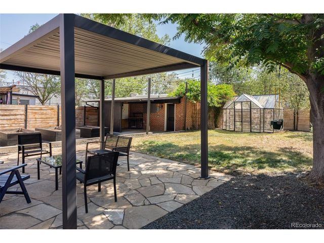 3750 N Vine St, Denver, CO 80205