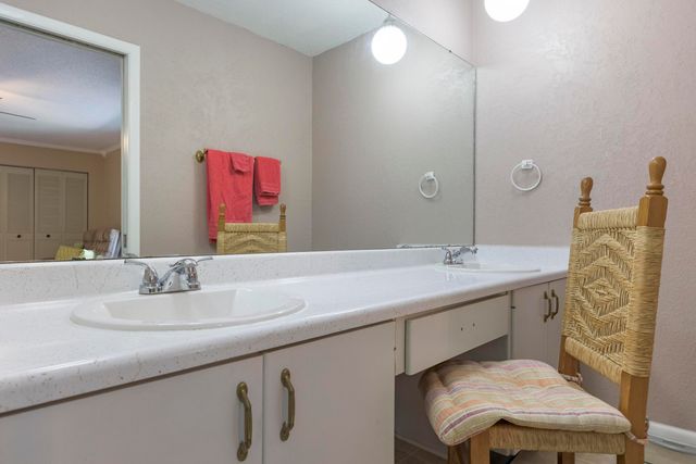 800 Reads Lake Road 305, Chattanooga, TN 37415