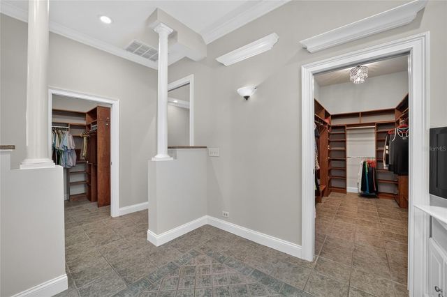 7050 SE 12TH CIRCLE, Ocala, FL 34480