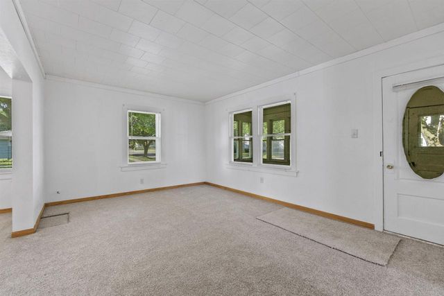 99 N BELL STREET, Fond Du Lac, WI 54935