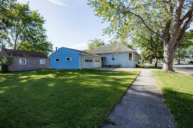 99 N BELL STREET, Fond Du Lac, WI 54935