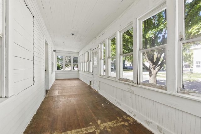 99 N BELL STREET, Fond Du Lac, WI 54935