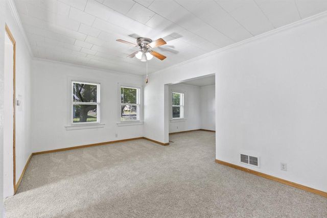 99 N BELL STREET, Fond Du Lac, WI 54935