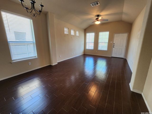 538 CREEKSIDE CIR, New Braunfels, TX 78130