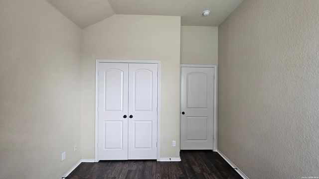 538 CREEKSIDE CIR, New Braunfels, TX 78130