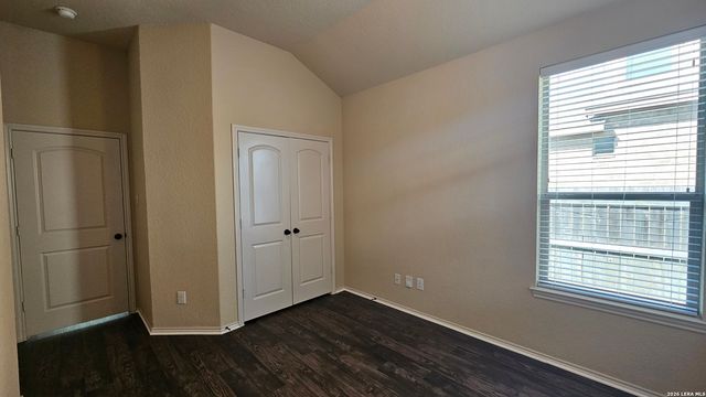 538 CREEKSIDE CIR, New Braunfels, TX 78130