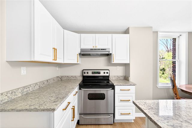 116 Dutchtown Rd, Sewickley Twp, PA 15637