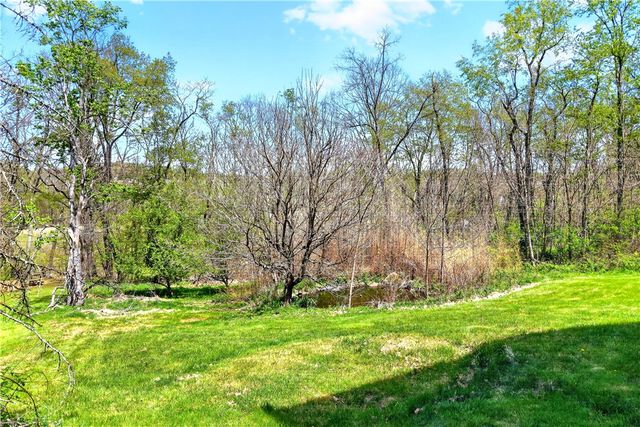 116 Dutchtown Rd, Sewickley Twp, PA 15637