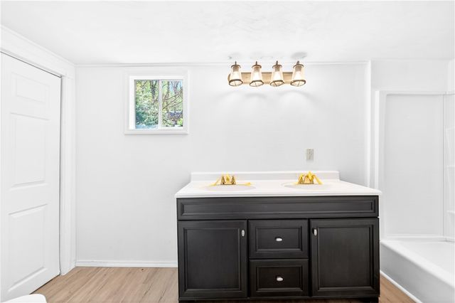 116 Dutchtown Rd, Sewickley Twp, PA 15637