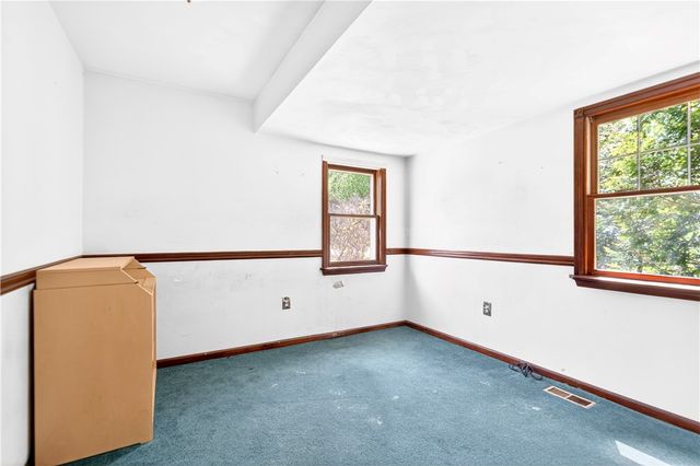 116 Dutchtown Rd, Sewickley Twp, PA 15637