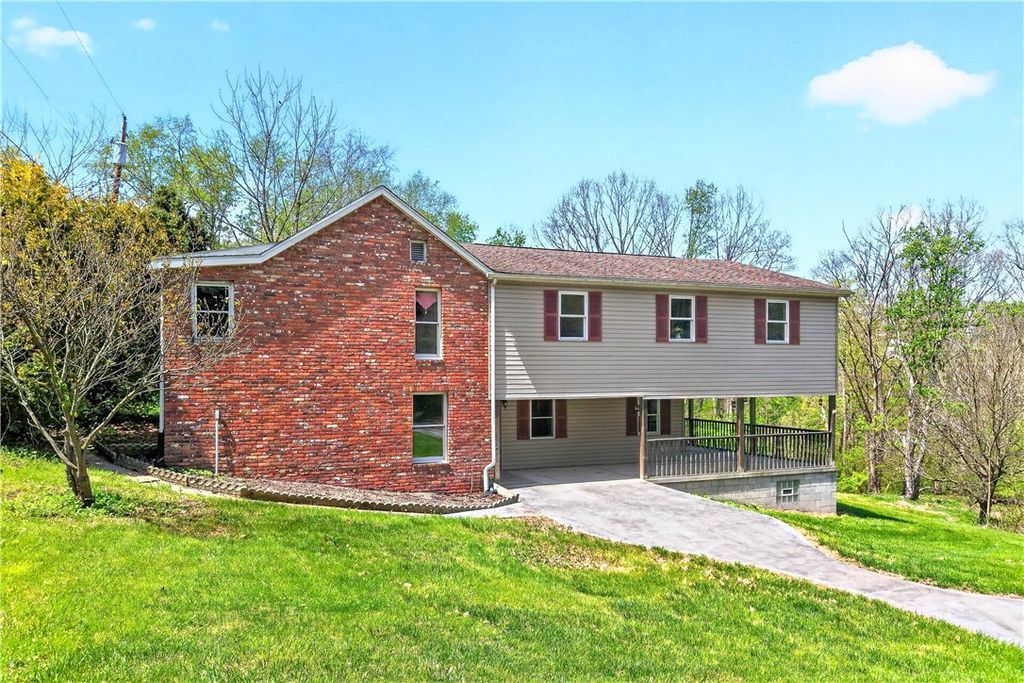 116 Dutchtown Rd, Sewickley Twp, PA 15637