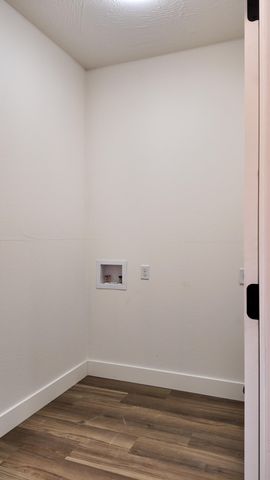 720 E Vivian Street, Bolivar, MO 65613