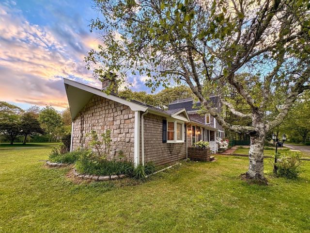 105 Dogwood, Fairhaven, MA 02719