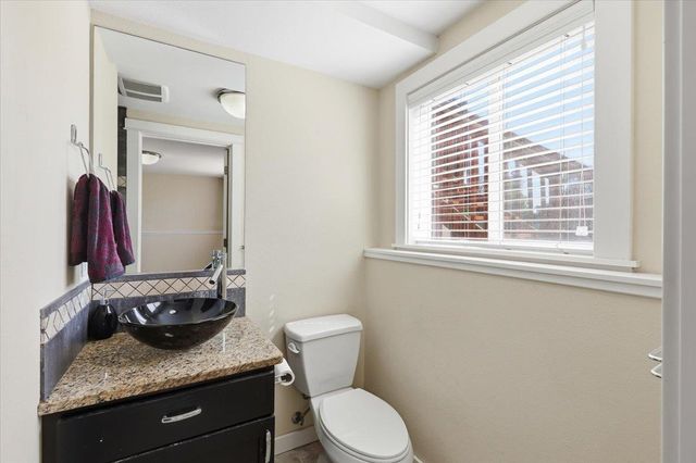 516 N Ella Rd, Spokane Valley, WA 99212