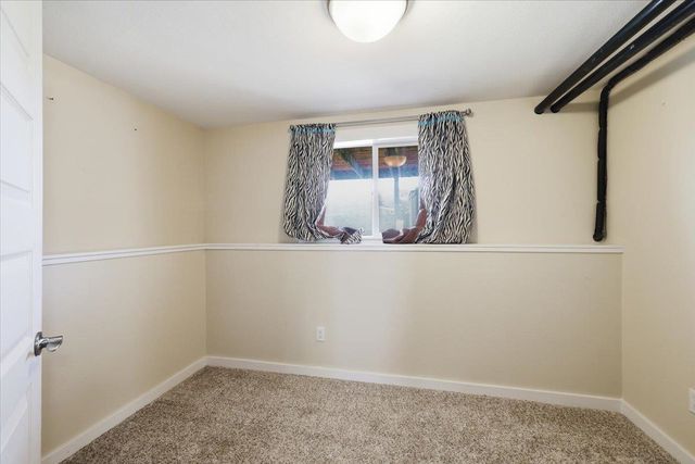 516 N Ella Rd, Spokane Valley, WA 99212