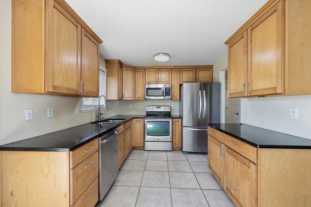 516 N Ella Rd, Spokane Valley, WA 99212