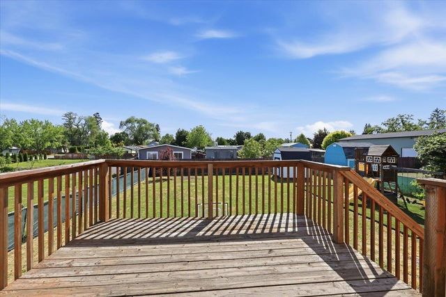 516 N Ella Rd, Spokane Valley, WA 99212