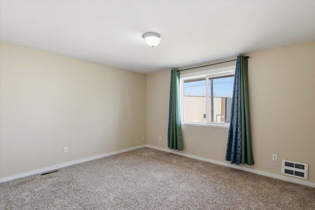 516 N Ella Rd, Spokane Valley, WA 99212