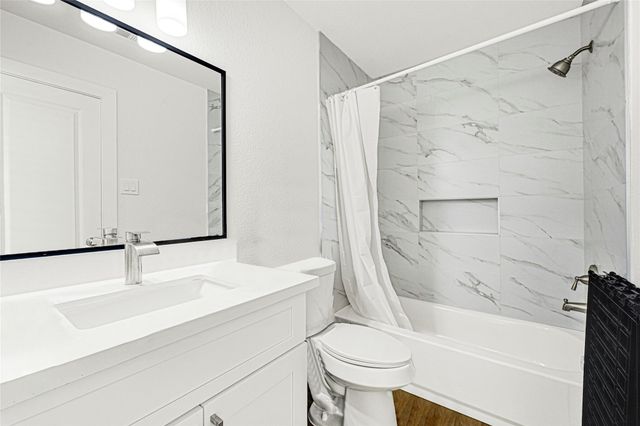 1107 Brooks Street, Houston, TX 77009