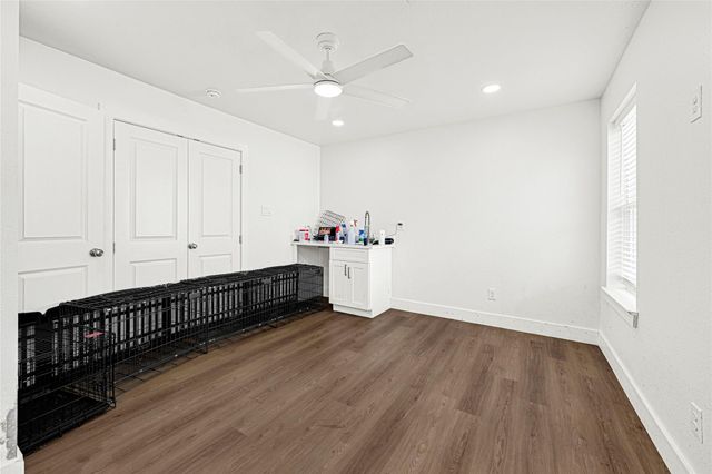 1107 Brooks Street, Houston, TX 77009