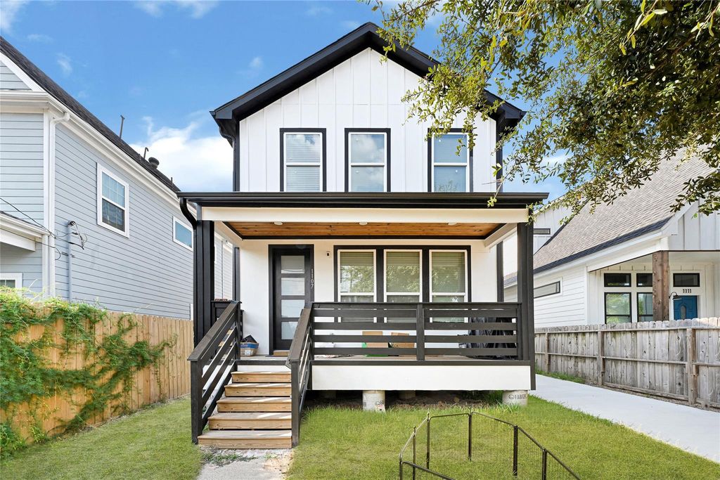 1107 Brooks Street, Houston, TX 77009