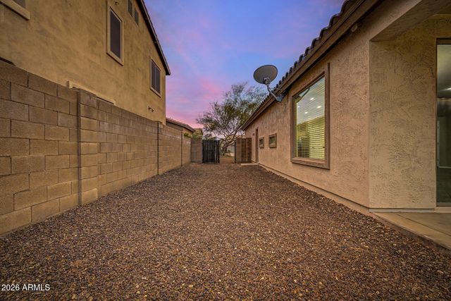 13156 W CHAPAROSA Way, Peoria, AZ 85383