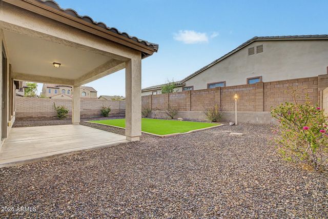 13156 W CHAPAROSA Way, Peoria, AZ 85383